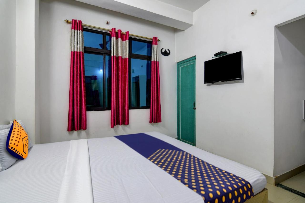 Hotel Spot On Ray Palace Puri Exterior foto